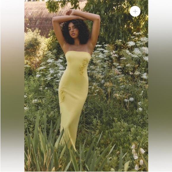 elliatt evee yellow 3d floral applique strapless fitted maxi dress medium NEW - Picture 12 of 14